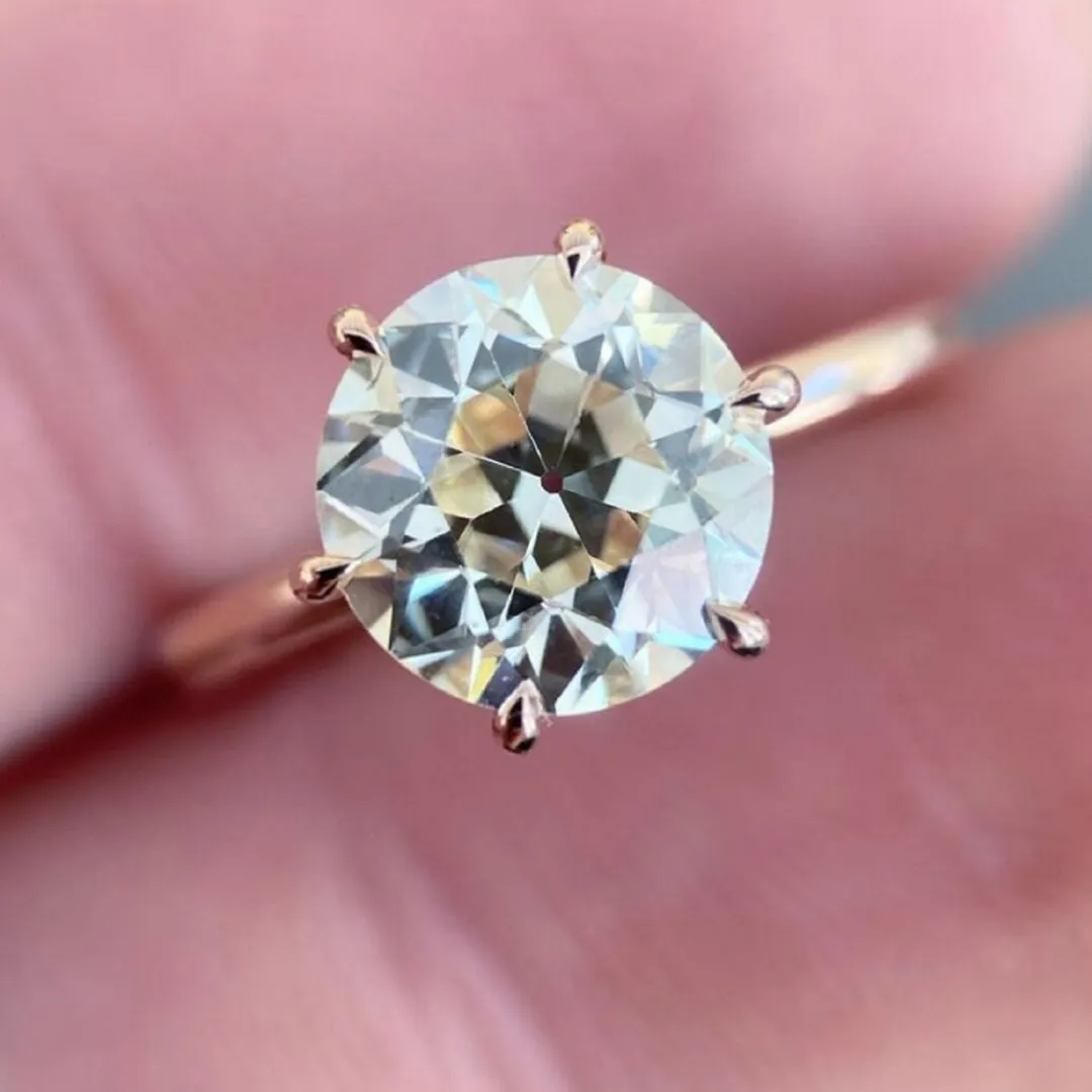 /public/photos/live/Round Old Mine Cut Solitaire Moissanite Ring 457 (2).webp